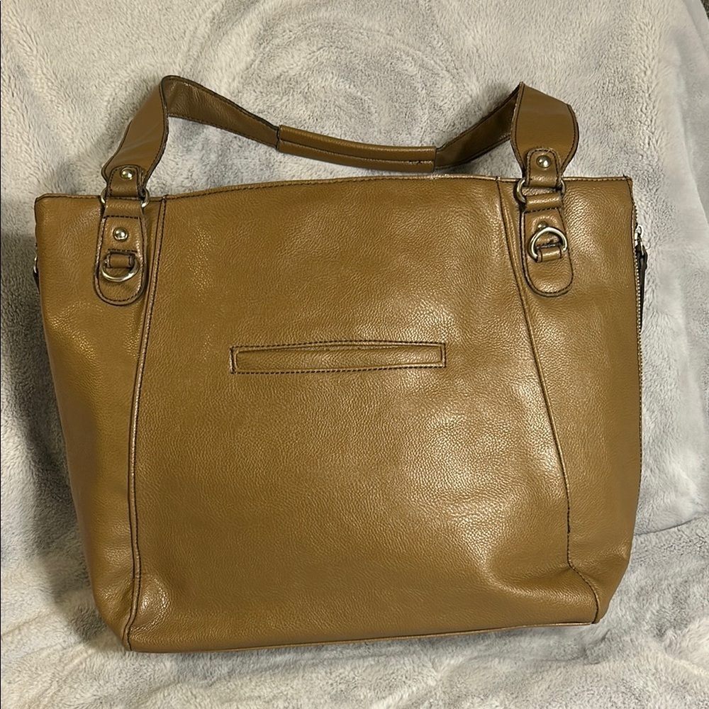 Kenneth Cole Reaction Tan Laptop Tote - Picture 5 of 16